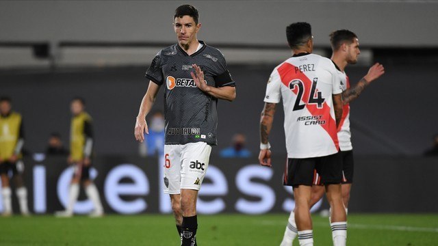 Nacho Fernández marcou o gol decisivo. Mas não comemorou. Respeito e amor ao River