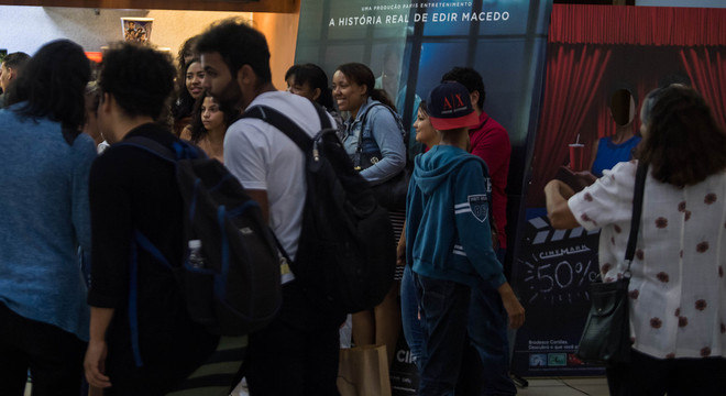 O cinema ficou cheio na estreia de "Nada a Perder" no shopping Market Place