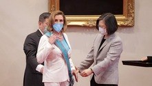 China anuncia sanções contra Nancy Pelosi após visita a Taiwan