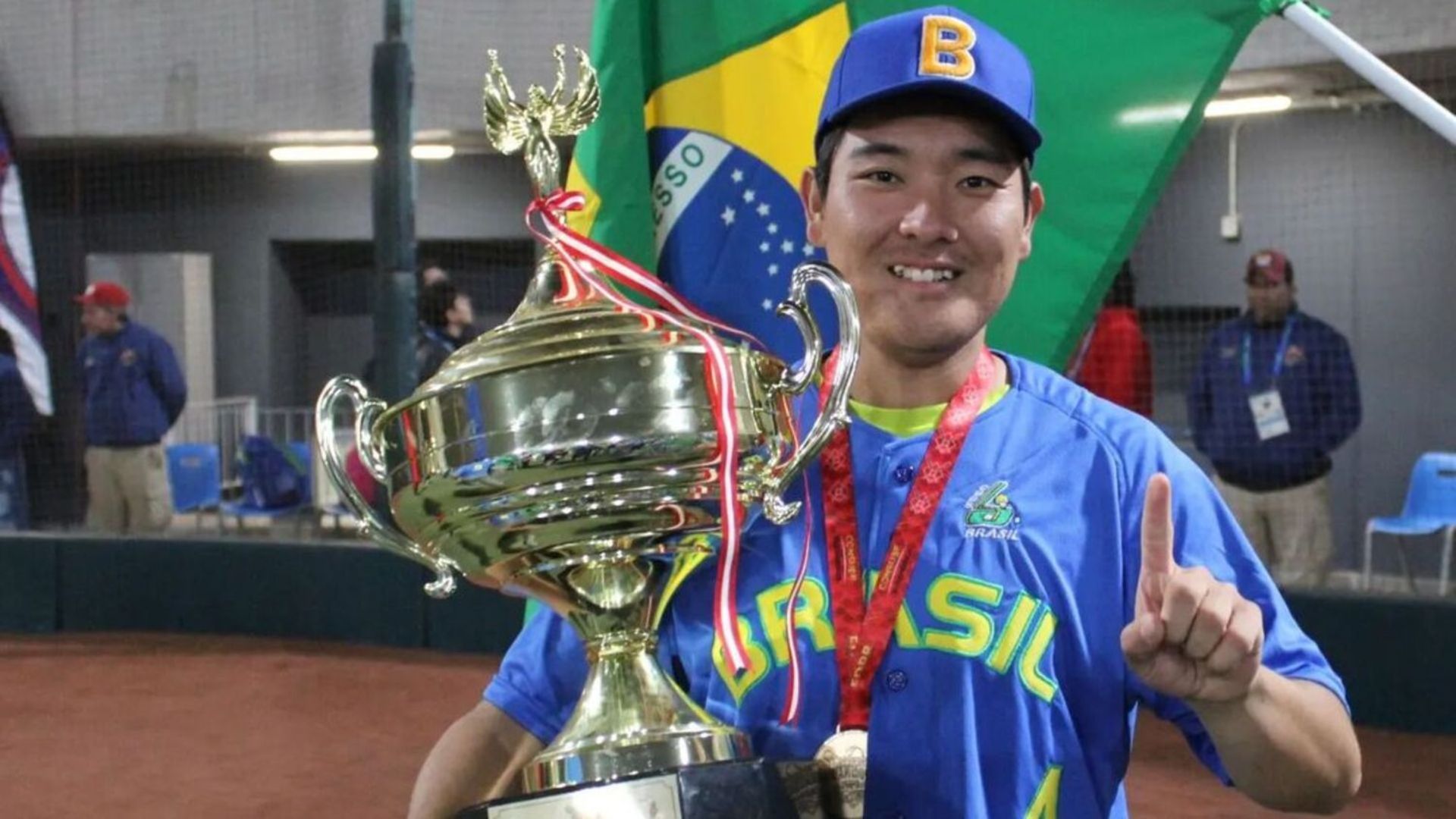 MVP no beisebol americano, japonês recusa honraria em seu país: 'Cedo