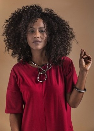 Naruna Costa está no último episódio de "Todas as Mulheres do Mundo"