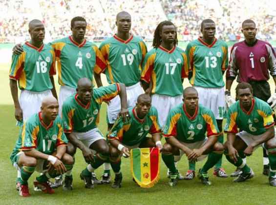 Nas oitavas de final, Senegal eliminou a Suécia, por 2 a 1, com dois gols de Henri Camara.