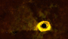 Missão da Nasa captura momento em que buraco negro engole estrela