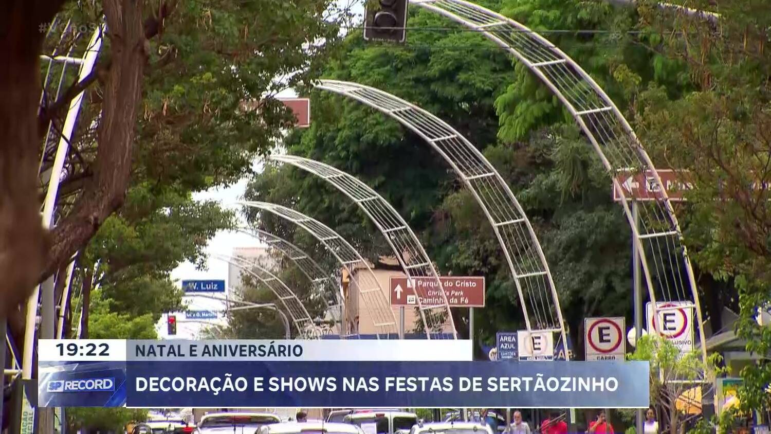 Natal e aniversário: decoração e shows nas festas de Sertãozinho - RecordTV  Interior SP - R7 SP Record