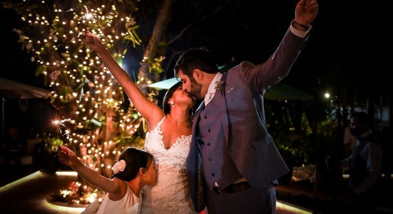 Natalia e o marido, Felipe