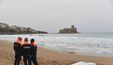 Mais corpos chegam à costa da Itália após naufrágio de barco com migrantes (Alessandro SERRANO/AFP - 27.02.2023)