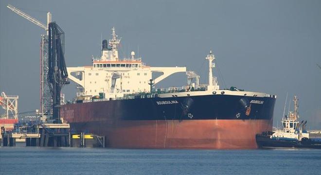 Navio Bouboulina, suspeito do derramamento de óleo no Nordeste