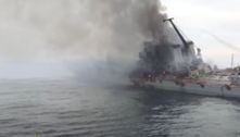 Foto mostra navio russo Moskva momentos antes de afundar