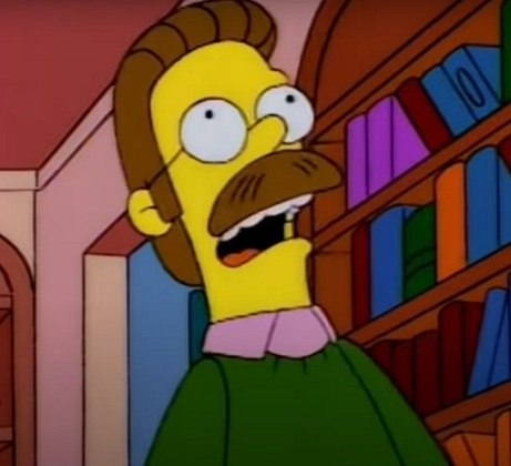 Ned Flanders - O universo de Os Simpsons não se limita apenas para a casa da famosa família. Tanto é que um dos principais personagens é Ned Flanders, o vizinho deles.
