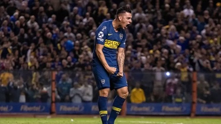 NEGOCIANDO - O jogador Cristian Pavón pode estar próximo de deixar o Boca Juniors. Isso porque o Atlético-MG se mostrou interesse em fechar com o atacante para esta temporada. Além disso, o Internacional também chegou a dar uma sondada.