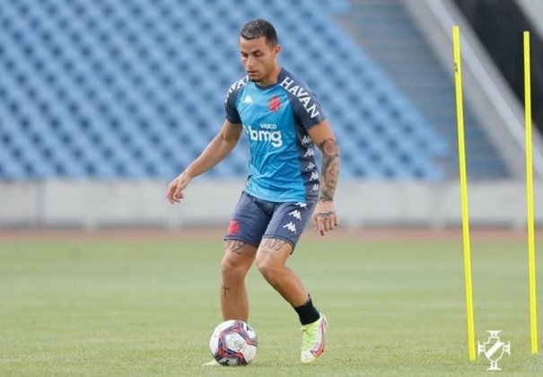 NEGOCIANDO - O Vasco informou que Bruno Gomes realizará treinos em horários alternativos a partir desta quinta-feira. O volante está em negociação para ser emprestado e não treina mais com o grupo até o desfecho da transação.