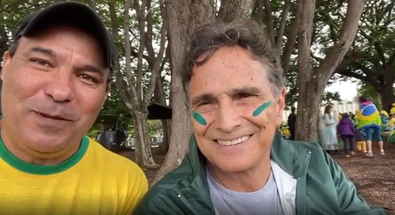 Apoiador de Bolsonaro, ex-piloto Nelson Piquet em vídeo que xinga atual presidente eleito