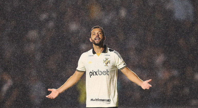 Nenê lidera o elenco do Vasco rumo à Série A