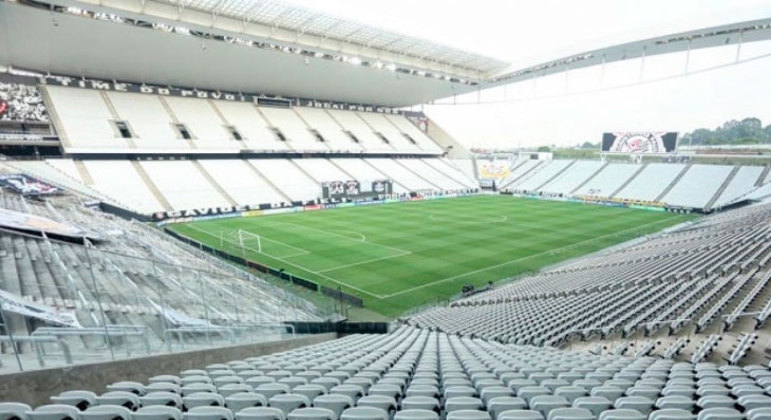 Neo Química Arena (Corinthians) - A Arena Corinthians, ou popularmente conhecida como Itaquerão, vai se chamar Neo Química Arena pelos próximos 20 anos. Os valores confirmados são de R$ 15 milhões ao longo das duas décadas, totalizando R$ 300 milhões