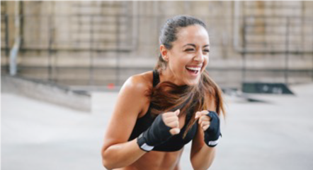 De acordo com a OMS, adultos devem praticar de duas horas e meia a cinco horas semanais de atividade aeróbica de forma moderada ou de alta intensidade