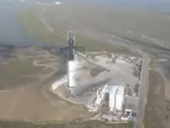 Nesta quinta-feira (20), a empresa SpaceX fez o lançamento do foguete Starship, famoso por ser o maior do mundo.