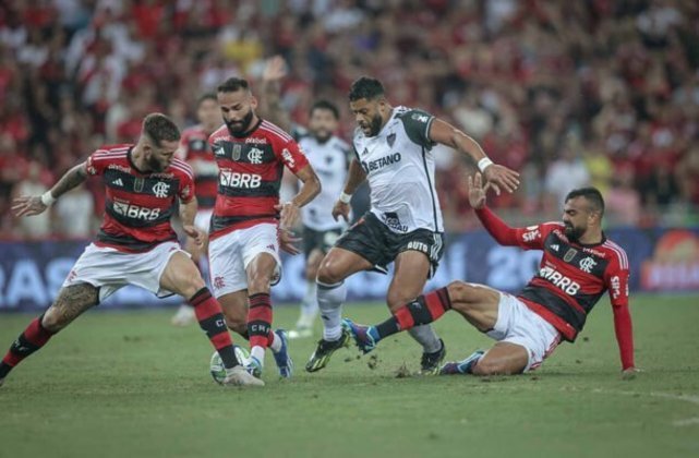 Neste caso, tanto Atlético-MG como Flamengo igualam o Palmeiras no número de vitórias (20), primeiro critério de desempate. - Foto: Pedro Souza/Atlético