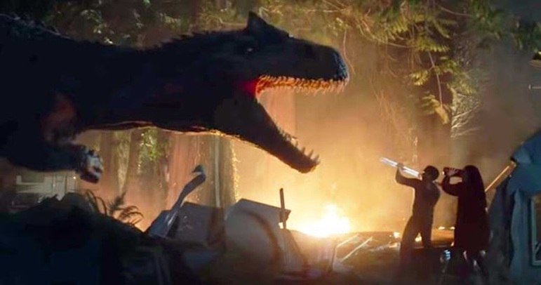 Neste curta, uma família em um acampamento no Parque Nacional Big Rock participa de um grande confronto entre dinossauros e humanos.  
