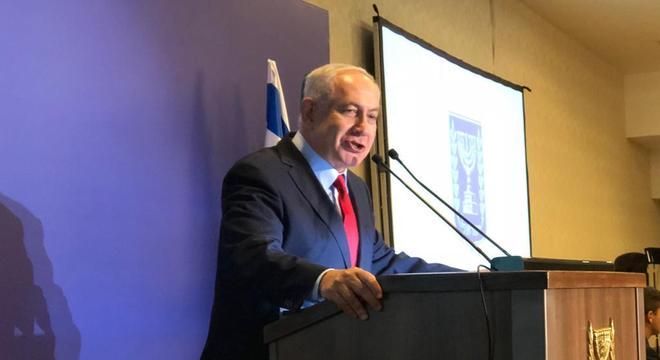 Netanyahu, em encontro com a imprensa neste domingo (30), no Rio