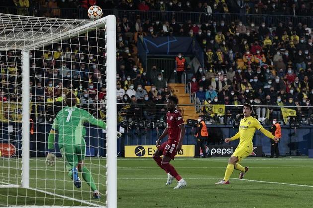 neuer, gol coquelin, villarreal, bayern de munique