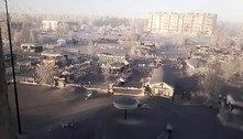 Sujou! Neve preta de poluição desaba sobre vila remota na Rússia