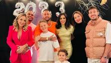 Neymar celebra Ano Novo com Bruna Biancardi, filho e a ex Carol Dantas