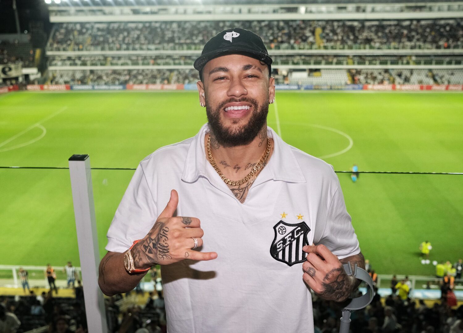 Neymar diz que sonha voltar para o Santos. Nem os dirigentes acreditam no retorno