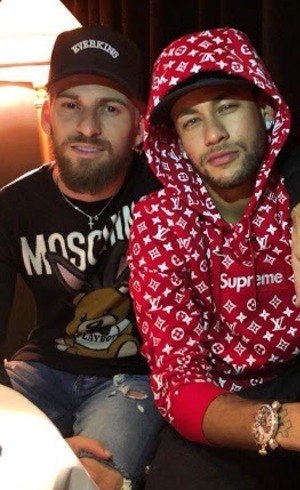 Neymar e o moleton de R$ 17 mil