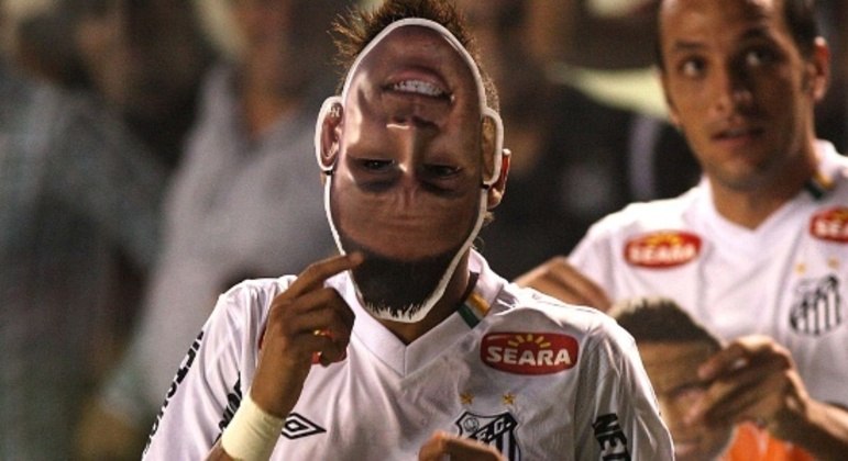 O Fisco da Espanha travou os R$ 26 milhões do Santos. Por conta da venda de Neymar em 2013