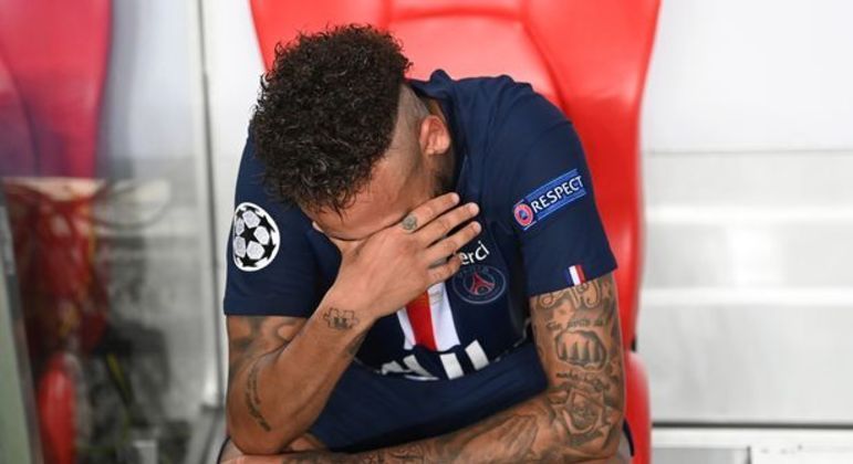 Neymar acumulou frustrações com o PSG e com a seleção brasileira
