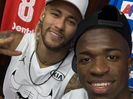 Neymar e Vinícius Júnior. Apostaram balada no Brasil. O derrotado do PSG vai pagar a esbórnia