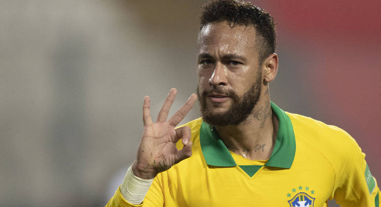 Neymar é o líder desta geração na seleção. Representa o afastamento, a antipatia do time