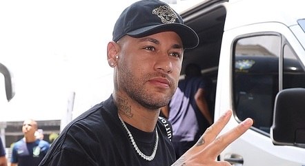 Neymar foi o último a se apresentar na seleção brasileira