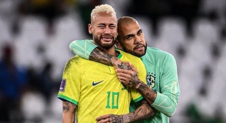 A dor de Neymar em uma derrota nunca foi tão intensa. Segue no Catar, muito abalado