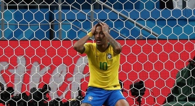 O fracasso na Copa atrapalha a carreira de Neymar. Real Madrid virou as costas