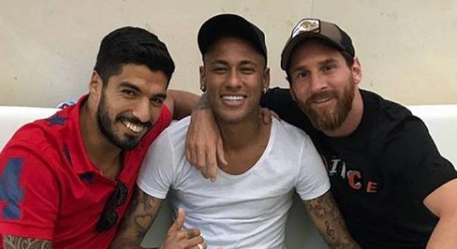 Amizade com Messi e Suárez é um trunfo menor, diante da resistência do presidente