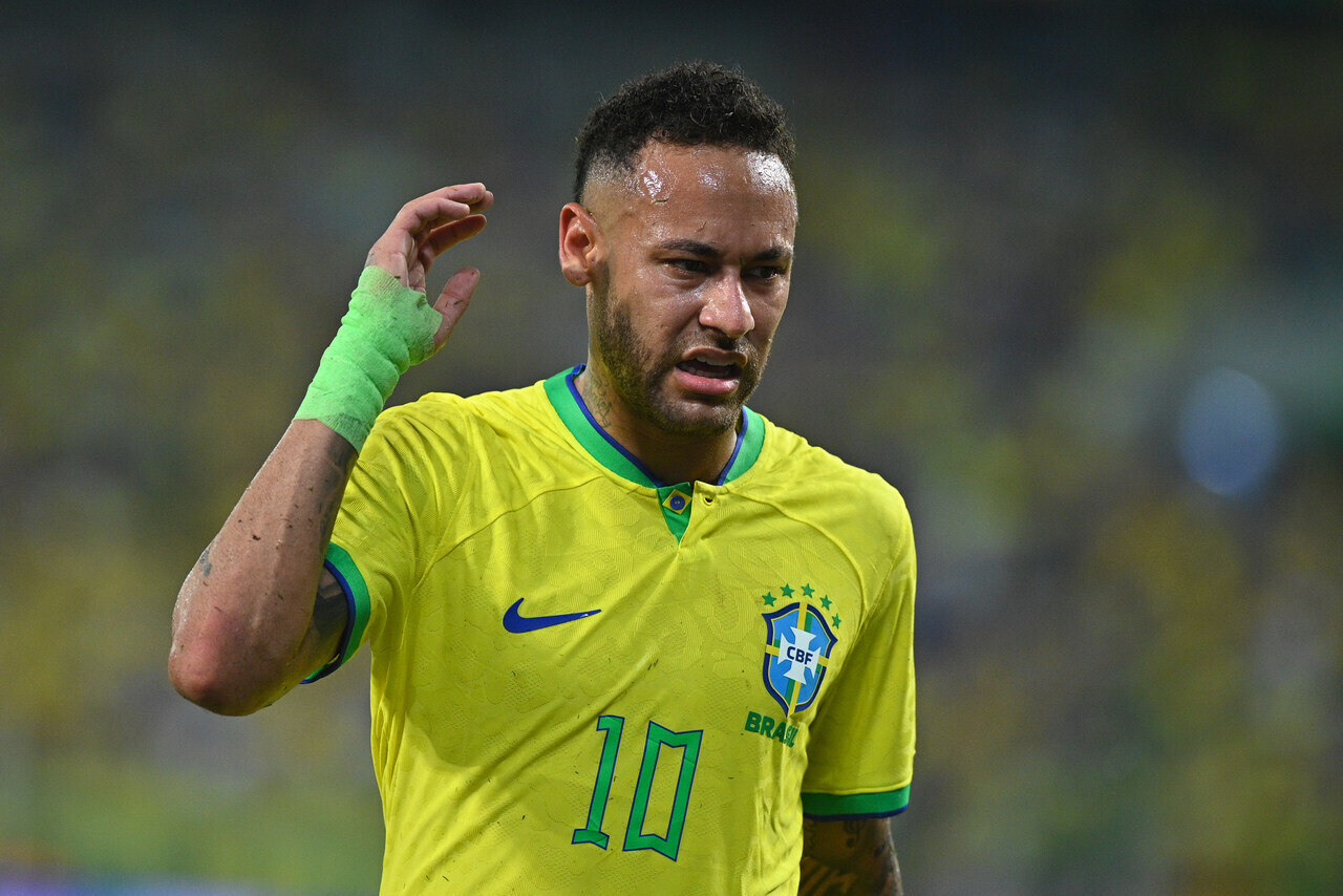 Neymar diz em quais times do Brasil gostaria de jogar - Fotos - R7