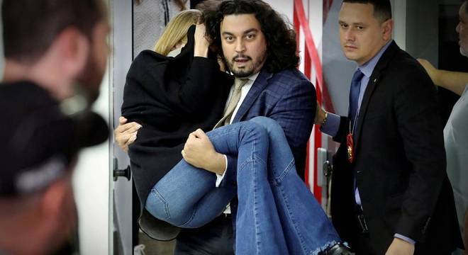 Advogado Danilo jura: jamais viu o vídeo de Neymar a agredindo