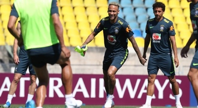 Neymar está recuperado e irá enfrentar a Costa Rica, nesta sexta-feira