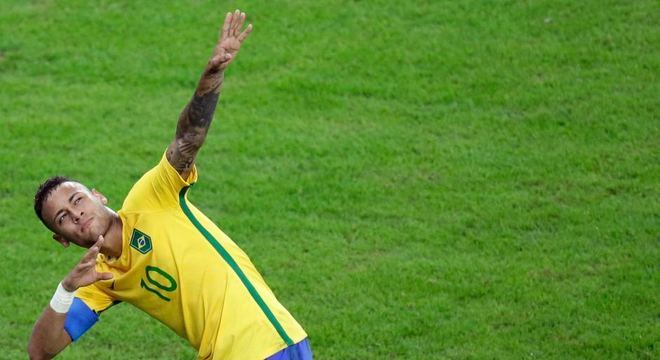 "Se me deixar sozinho vou fazer acontecer", humildade passa longe de Neymar