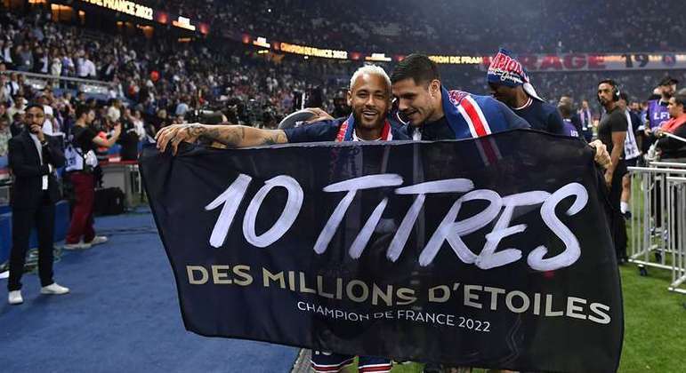 Neymar foi mais um coadjuvante na festa do título francês do PSG de 2022