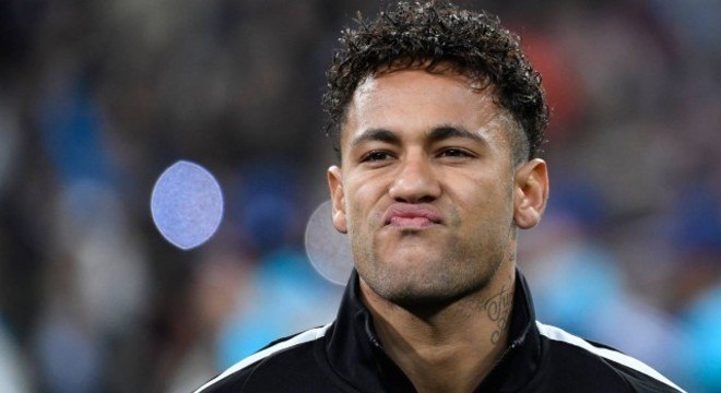 Neymar estÃ¡ sem saÃ­da. O PSG sÃ³ aceita os 222 milhÃµes de euros que pagou