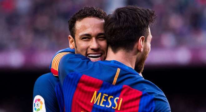 Neymar terá se ser perfeito na Champions. Para voltar ao braços de Messi