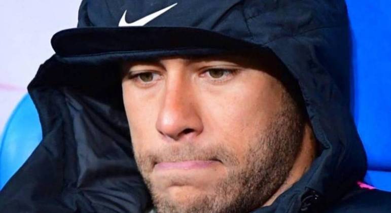 Neymar 'responde' a acusação de assédio. Ataca a Nike e não explica o que aconteceu