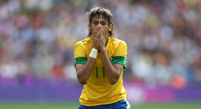Neymar foi decepcionante na final em Londres. Derrota custou a saída de Mano