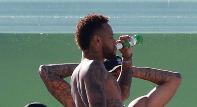 Sem as cobranças do Barcelona, Neymar sabota a carreira. Pior para o PSG