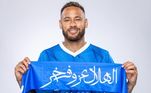 Neymar desistiu da Europa e se rendeu aos milhões da Arábia Saudita. Mesmo com cifras astronômicas, o futebol árabe ainda não é o lugar para jogadores que sonham com o maior prêmio do esporte: ser o melhor do mundo. Ao negociar com o Al-Hilal, o atacante abre mão, pelo menos por um tempo, desse objetivo dos últimos dez anos, desde que saiu do Santos. O camisa 10 deixou o sonho de ser o maior de todos para aceitar o fraco futebol árabe 