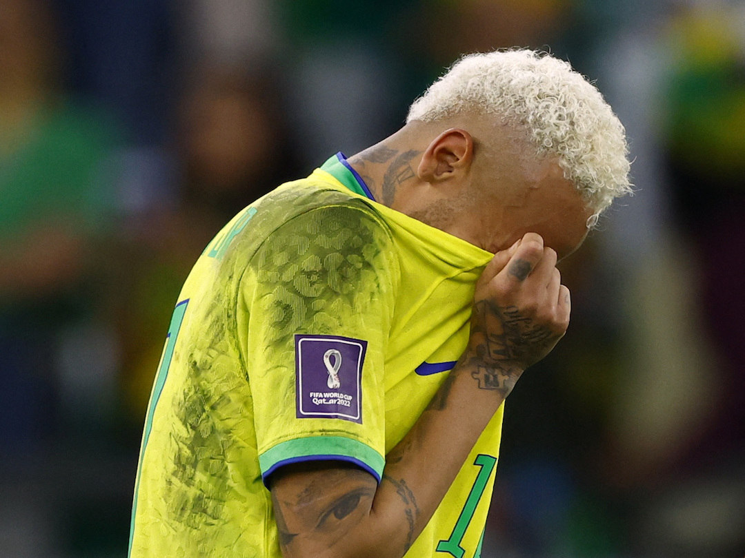 Sem Neymar?! Time do ano de FIFA 18 deixa craque brasileiro de