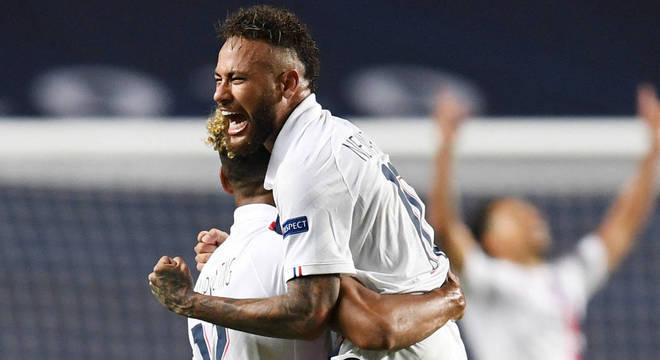 Neymar comandou o ataque do PSG em uma virada histórica