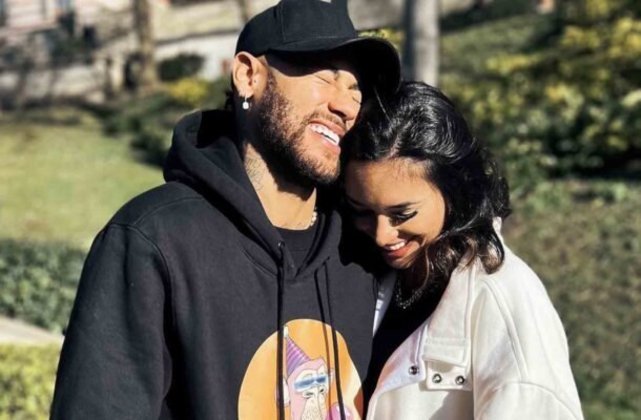 Neymar e Biancardi se separaram no fim do ano passado, pouco tempo depois do nascimento da filha. A empresária e influenciadora comunicou o término após dizer-se incomodada com noticiário recente envolvendo os dois. - Foto: Reprodução/Instagram